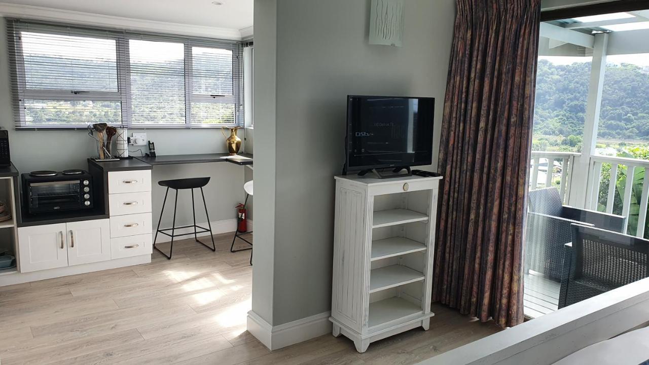 Modern Solar Powered 1 Bed Studio Apartment With Amazing Views Plettenberg Bay Exteriör bild