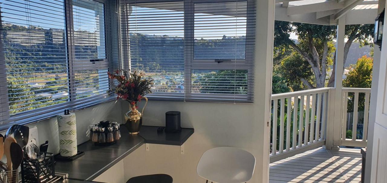 Modern Solar Powered 1 Bed Studio Apartment With Amazing Views Plettenberg Bay Exteriör bild