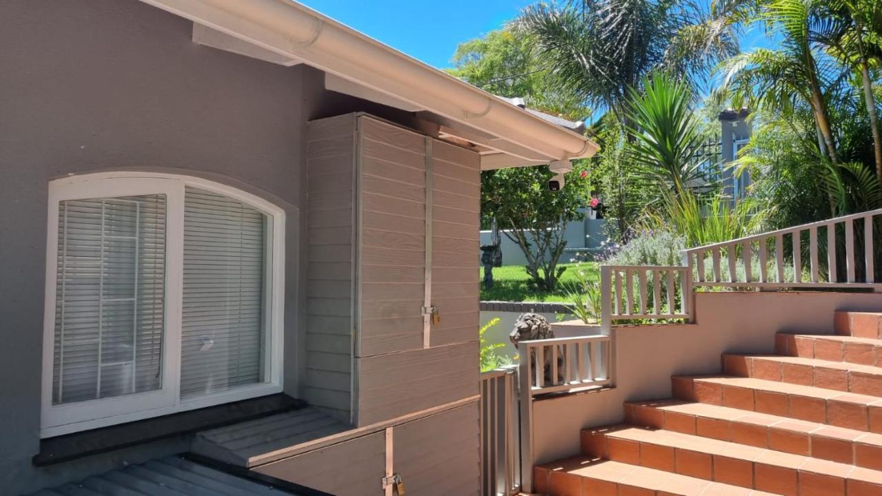 Modern Solar Powered 1 Bed Studio Apartment With Amazing Views Plettenberg Bay Exteriör bild